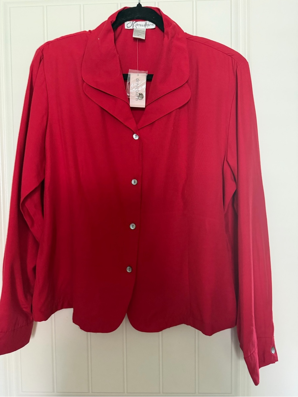 Red Button-Front Long-Sleeve Women's Blouse